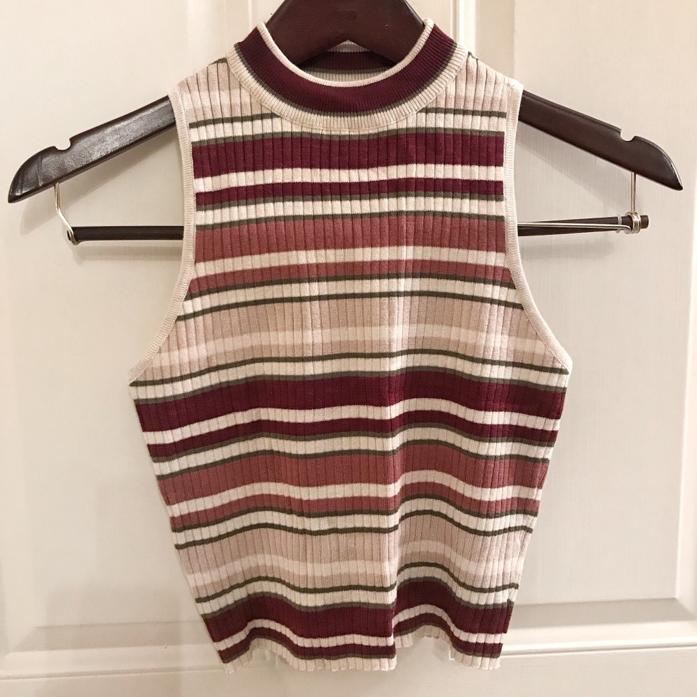 ⚡️NWT - FULL TILT Striped High Neck Crop Top⭐️